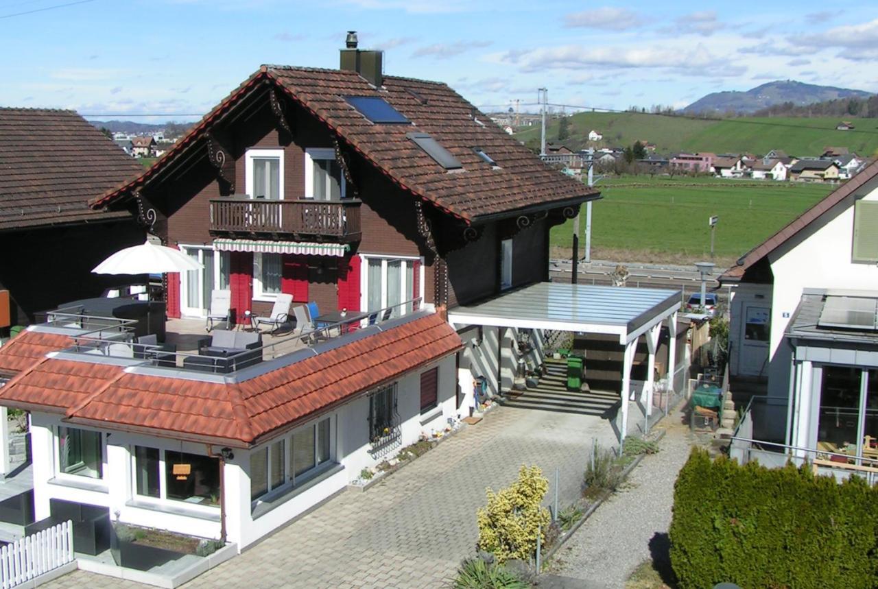 Pension Chalet Charme Siebnen Ngoại thất bức ảnh